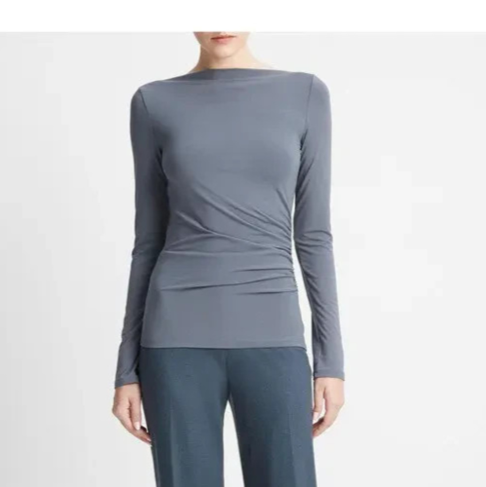 Vince slash neck long sleeve top denim Size Medium A010994